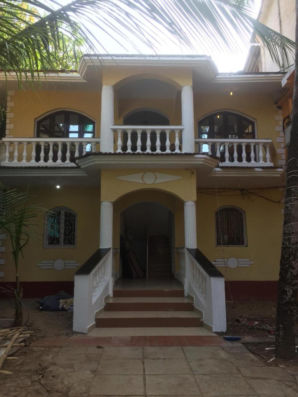 Ave Maria Guest House Candolim Exterior photo